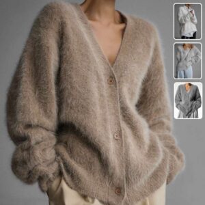 Luxury Cashmere V-Neck Cardigan - Exquisite Comfort & Style